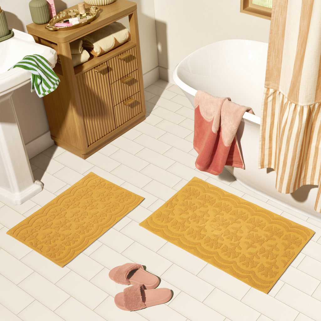 June Beautiful Floral Block Scallop 2 Piece Bath Rug Set by Drew Barrymore, Hydrangea Blue, 17" x 24" & 20" x 30"